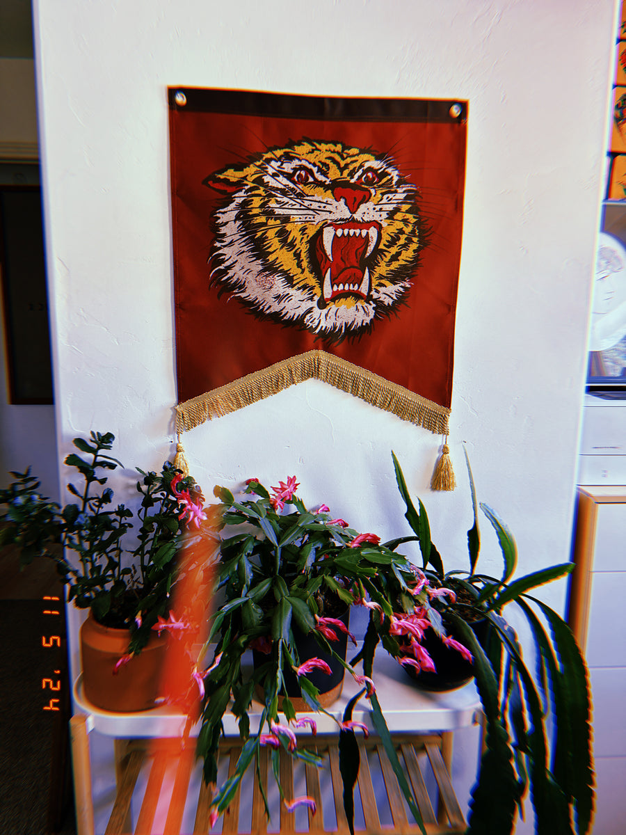 Tiger Head Banner